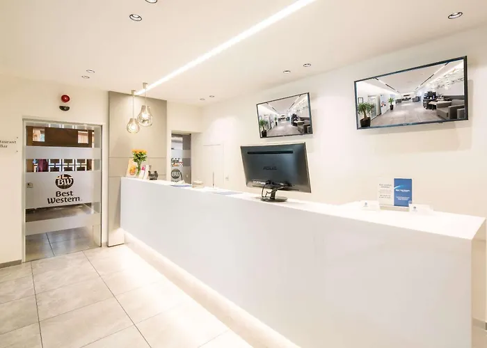 Otel Western St. Michael 4*