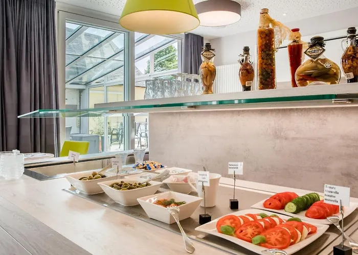 Western St. Michael 莫巴赫